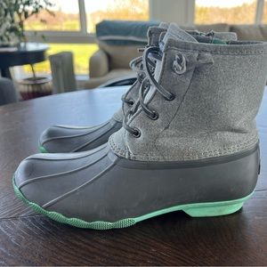 Girls Saltwater duck boots